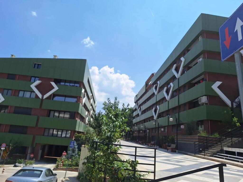 APPARTAMENTO 2+1+2 IN VENDITA NELLA RESIDENZA "KODRA E DIELLIT 2"..