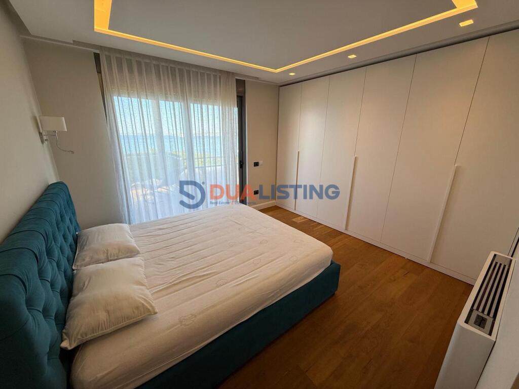 Vendiamo appartamento 2+1 con veranda e vista mare a Marina Bay, Vlore!