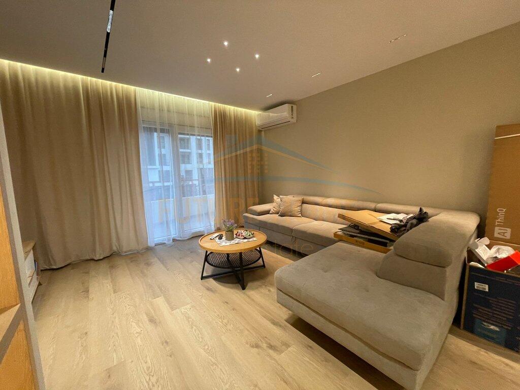 Shitet Apartament 2+1+2, Bulevardi Migjeni, Unaza e Re