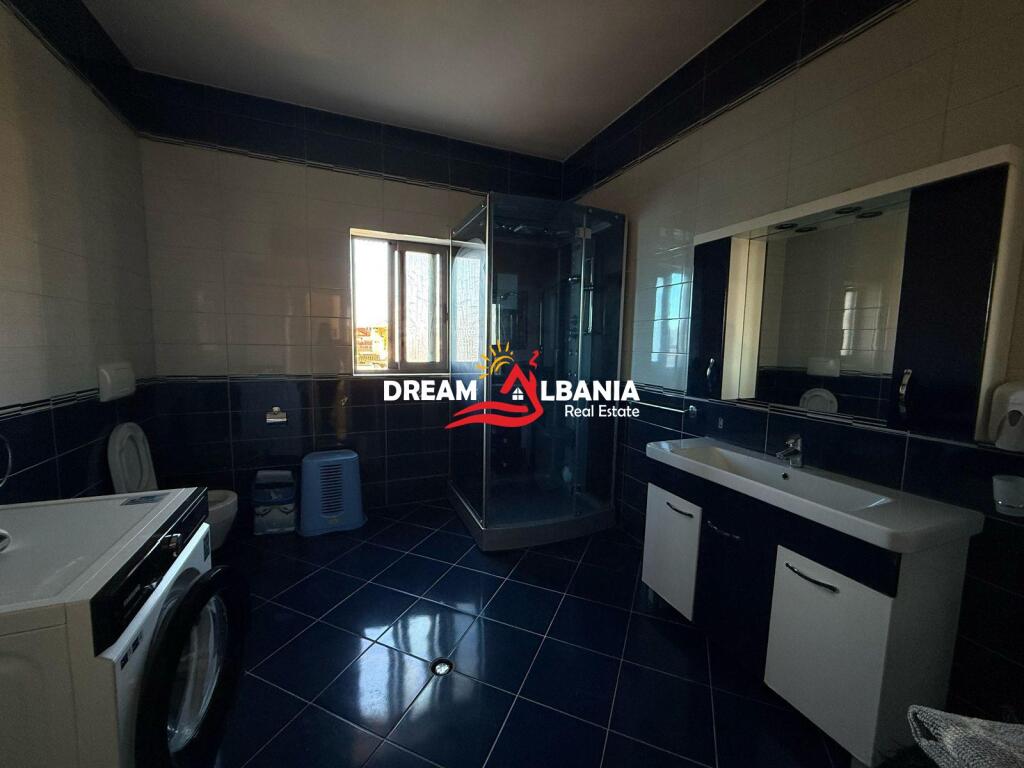 4-story building for HOTEL near American Hospital 2, Tirana (ID 4251380)