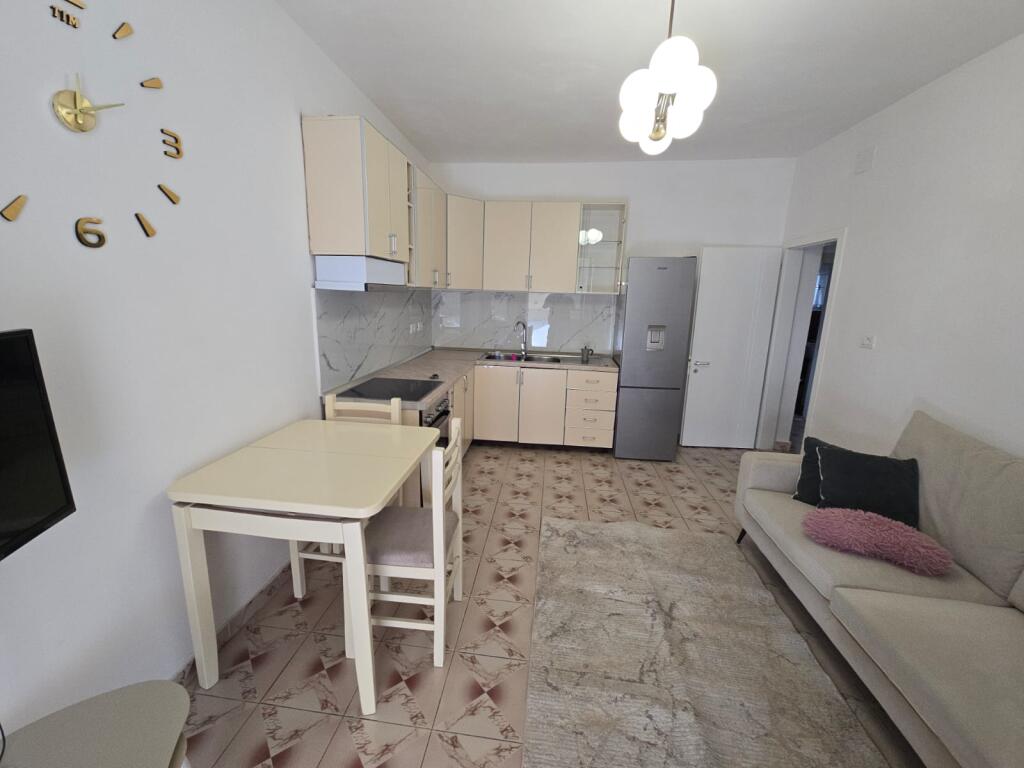 FOR RENT 2+1 APARTMENT NEAR THE POLICE DISTRICT OF DURRËS