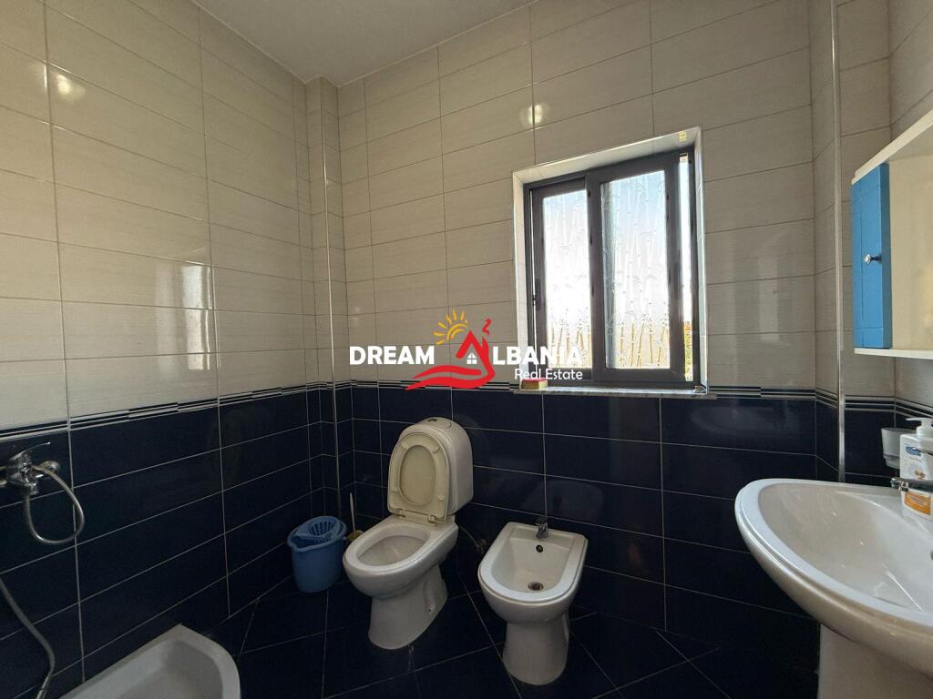 4-story building for HOTEL near American Hospital 2, Tirana (ID 4251380)