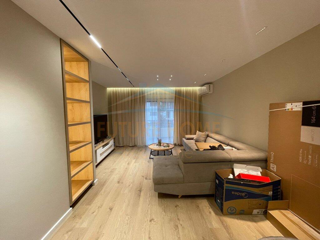 Shitet Apartament 2+1+2, Bulevardi Migjeni, Unaza e Re