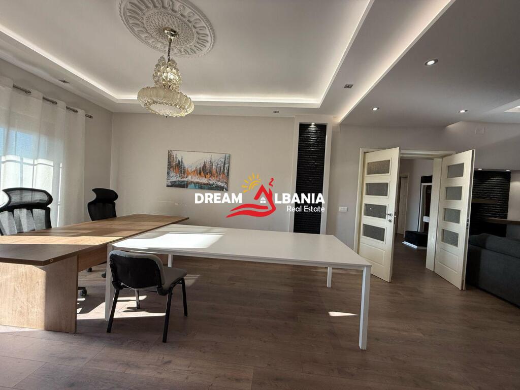 4-story building for HOTEL near American Hospital 2, Tirana (ID 4251380)