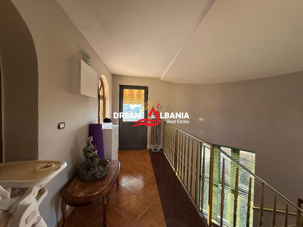 4-story building for HOTEL near American Hospital 2, Tirana (ID 4251380)