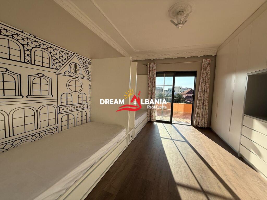 4-story building for HOTEL near American Hospital 2, Tirana (ID 4251380)