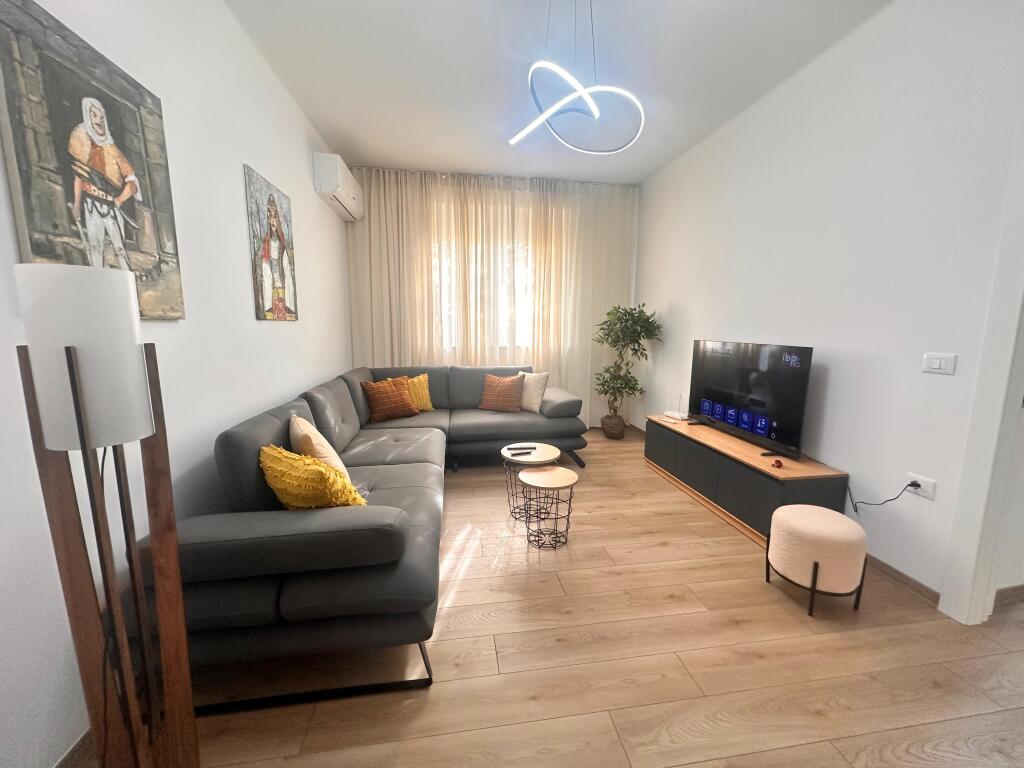 ✨ Appartamento Moderno 2+1 in Affitto nel Cuore di Tirana!