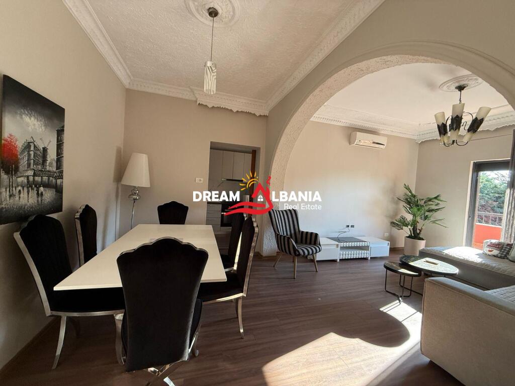 4-story building for HOTEL near American Hospital 2, Tirana (ID 4251380)
