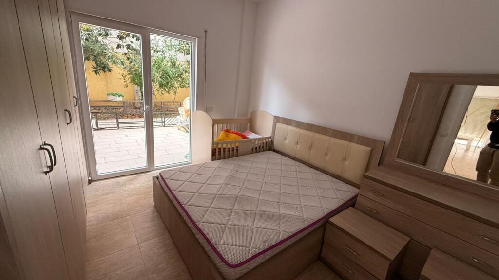 Vendesi 2+1 con veranda, lago secco, 230.000 euro