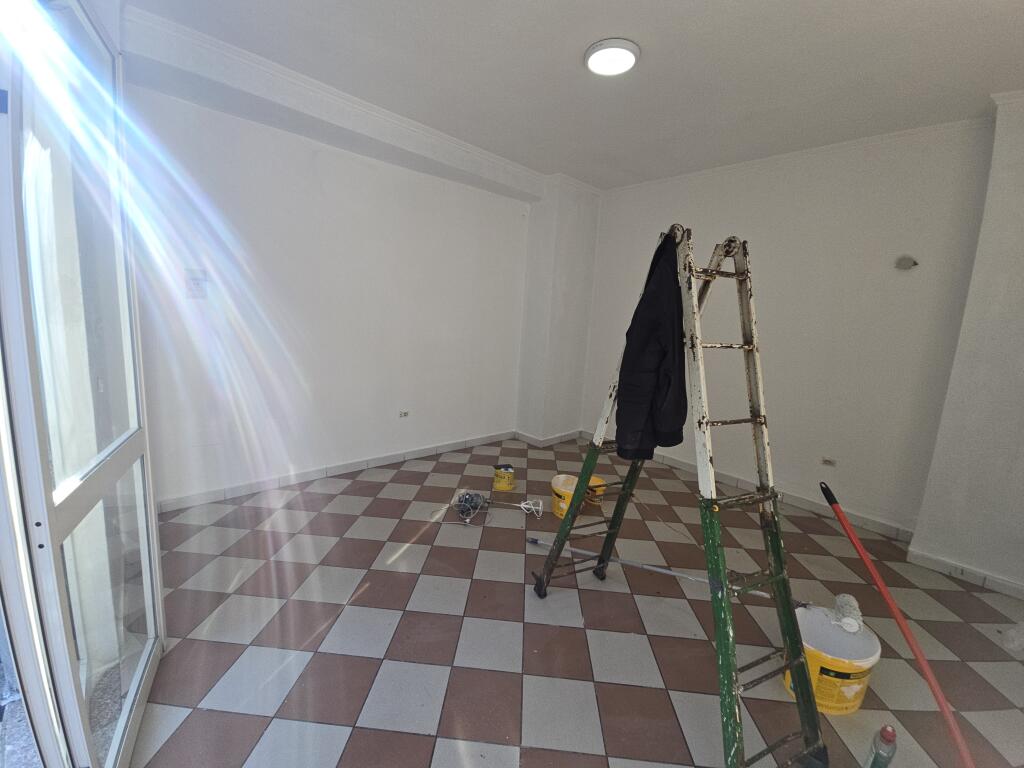 BUSINESS PREMISES FOR RENT IN VOLLGA DURRES