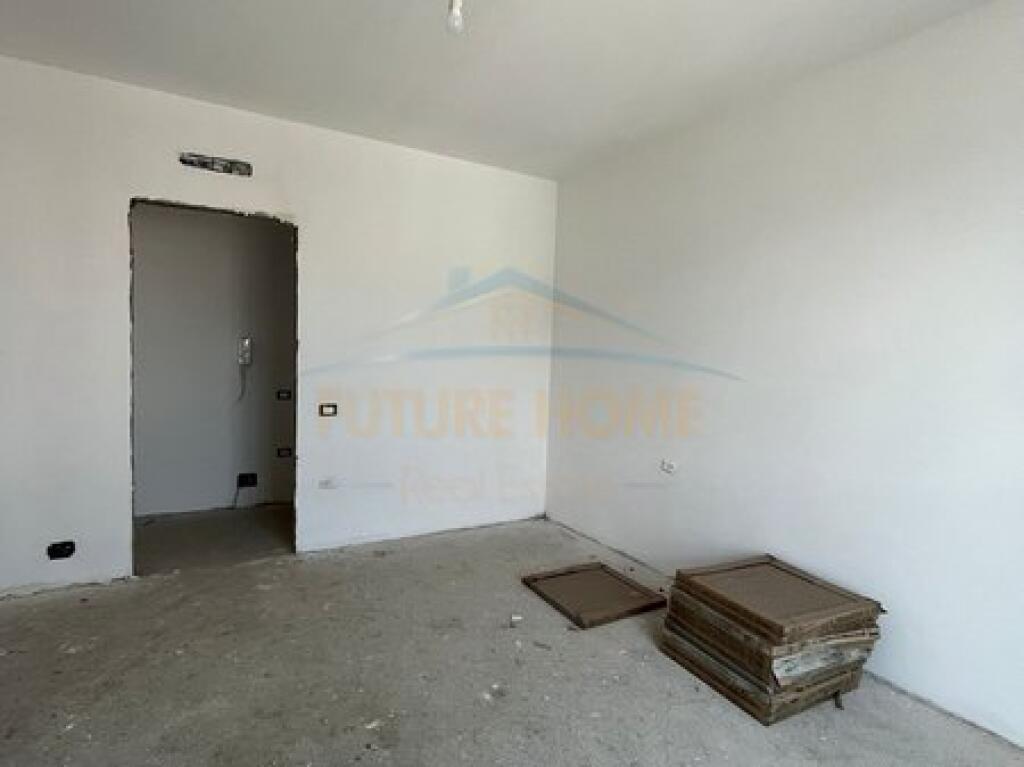 For sale, Apartment 2+1+2, Besa Street, Tirana