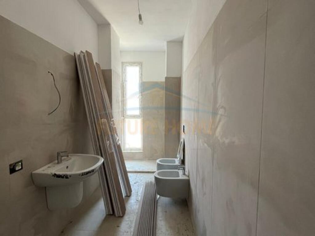 For sale, Apartment 2+1+2, Besa Street, Tirana