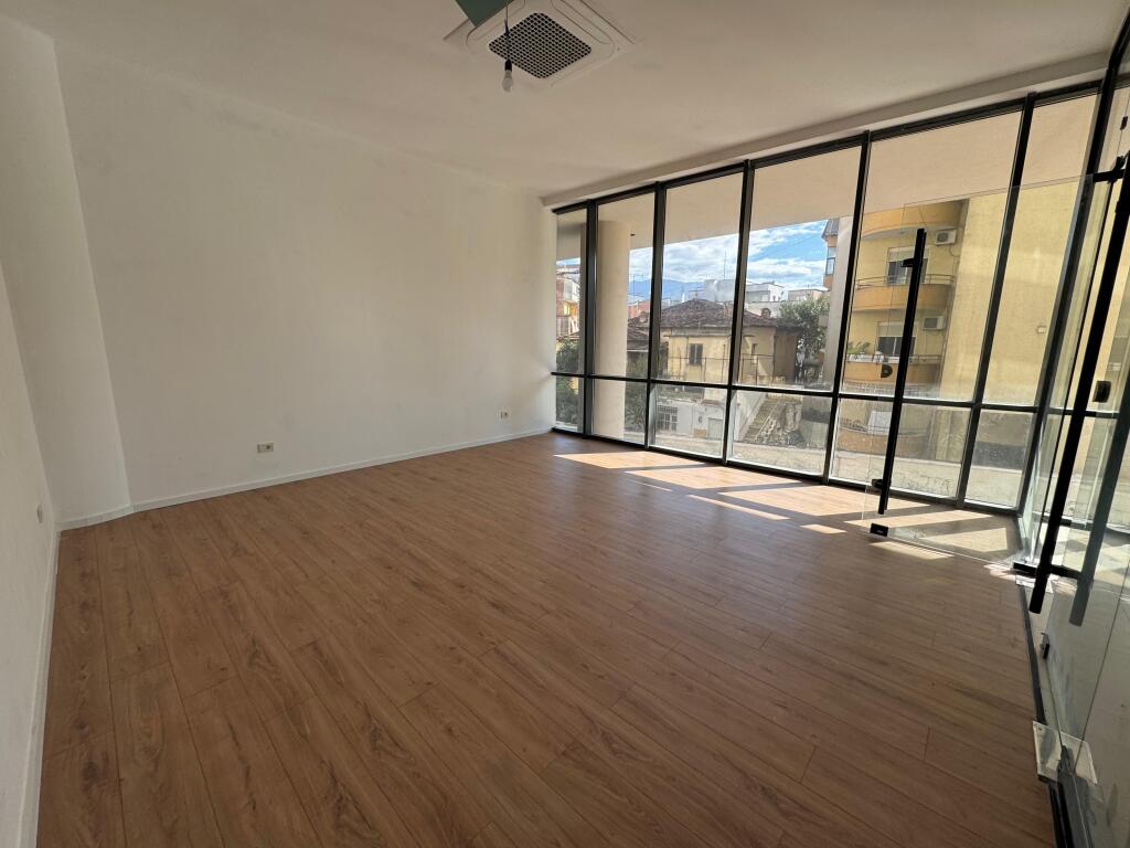 ✨38 m2 space for rent  📍 At Golden Tower Residence  
