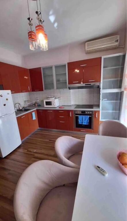 SHITET APARTAMENT 2+1 MYSLYM SHYRI 170.000 EURO