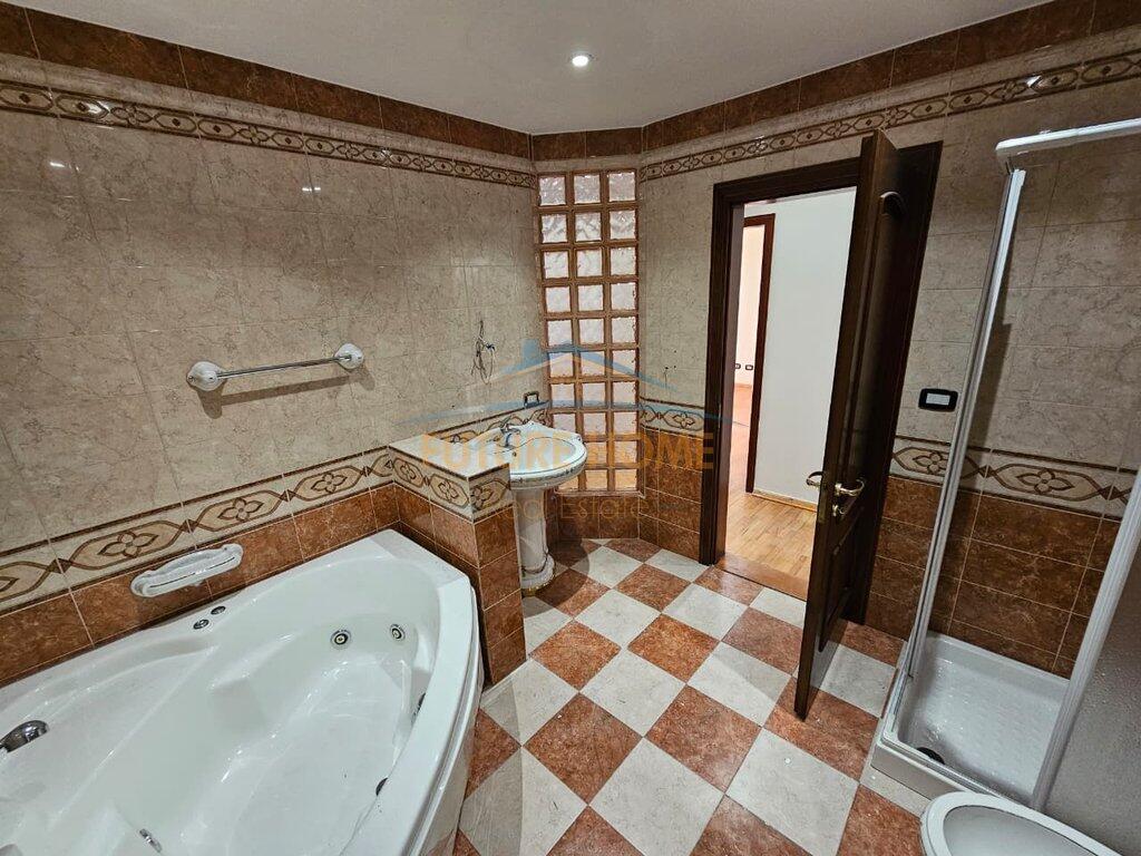 SHITET APARTAMENT 2+1 TEK KAFE ROMA