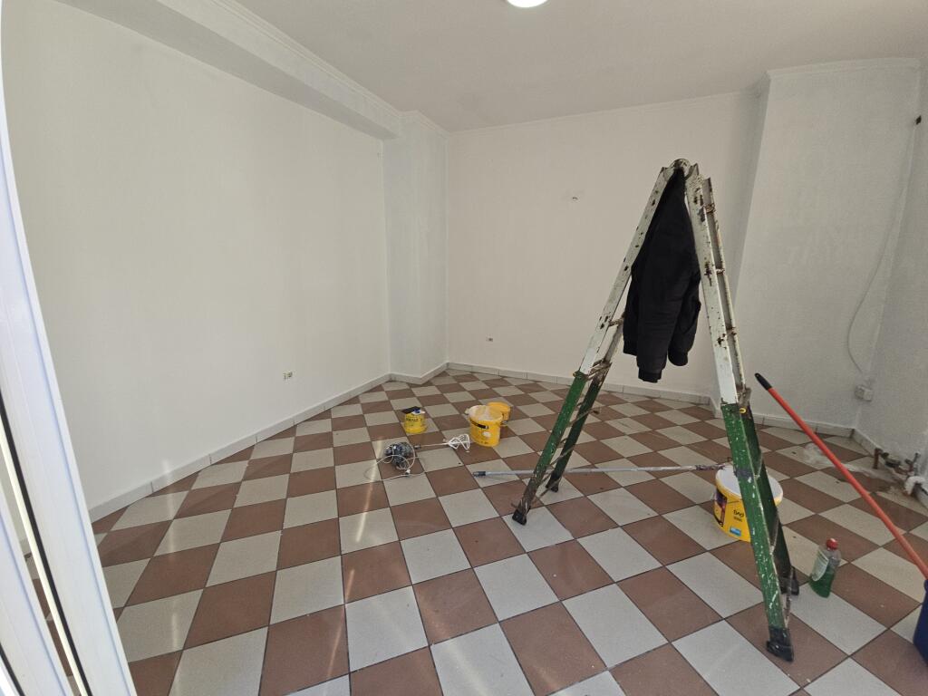 BUSINESS PREMISES FOR RENT IN VOLLGA DURRES