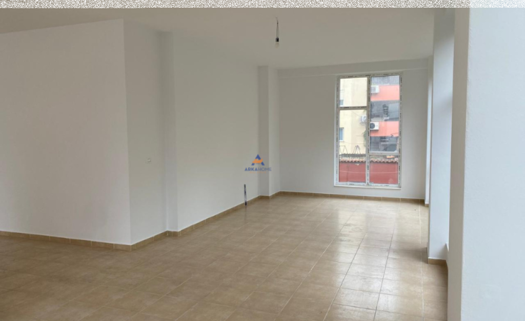 PREMISES FOR RENT 200M2 "FORMER TRAIN STATION" 2500 EURO