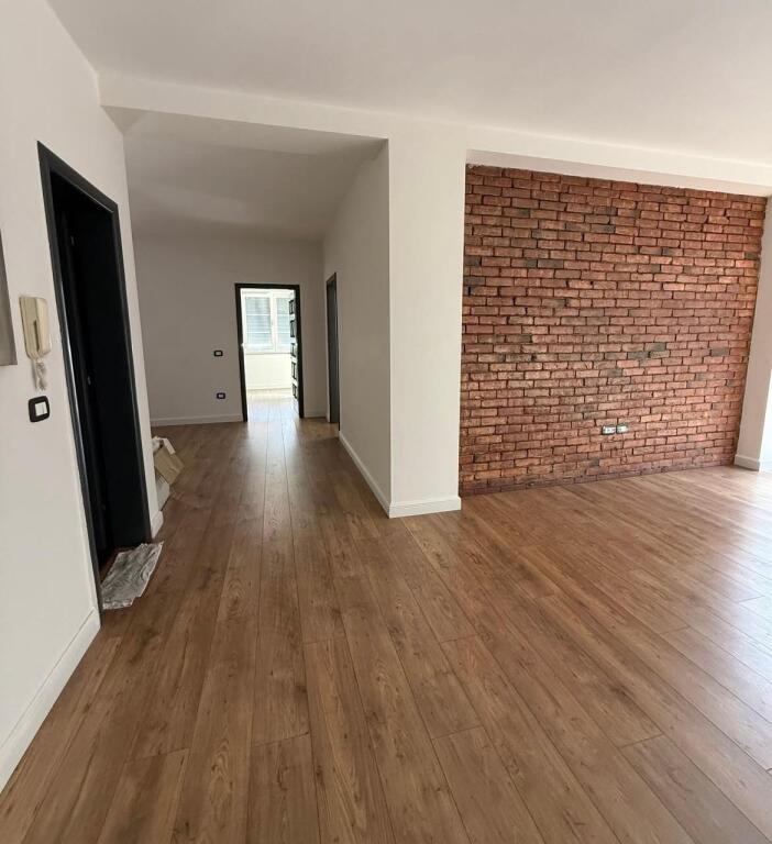 OFFICE FOR RENT 110 M2 PARIS COMMUNE 1000 EURO