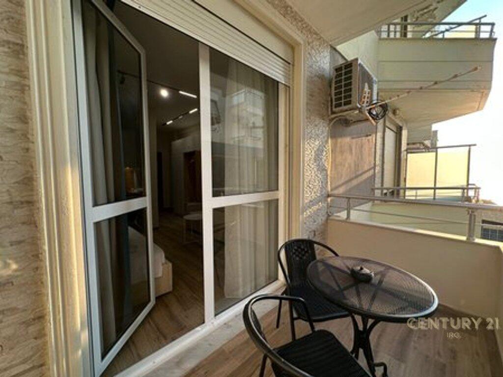 Studio in vendita vicino al Marina Bay Resort, Valona