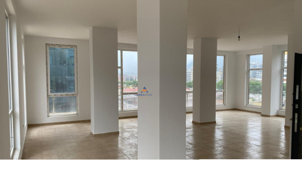 PREMISES FOR RENT 200M2 "FORMER TRAIN STATION" 2500 EURO