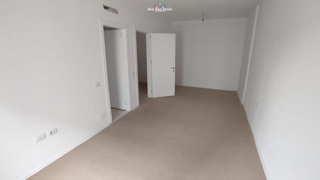 Ufficio in affitto 2+1 a Porcelan (ID BZ2530) Tirana