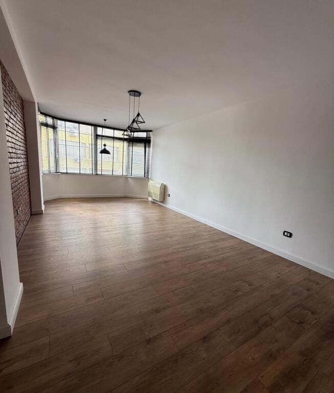 OFFICE FOR RENT 110 M2 PARIS COMMUNE 1000 EURO