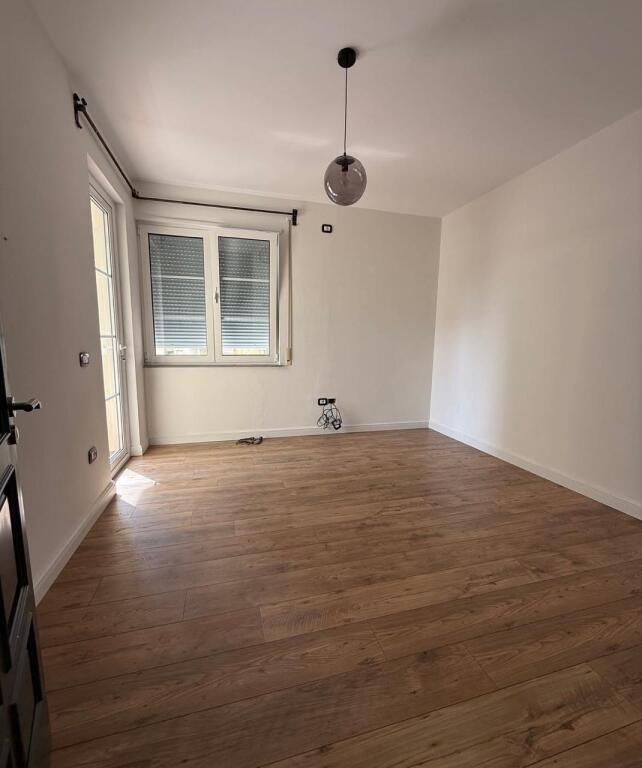 OFFICE FOR RENT 110 M2 PARIS COMMUNE 1000 EURO