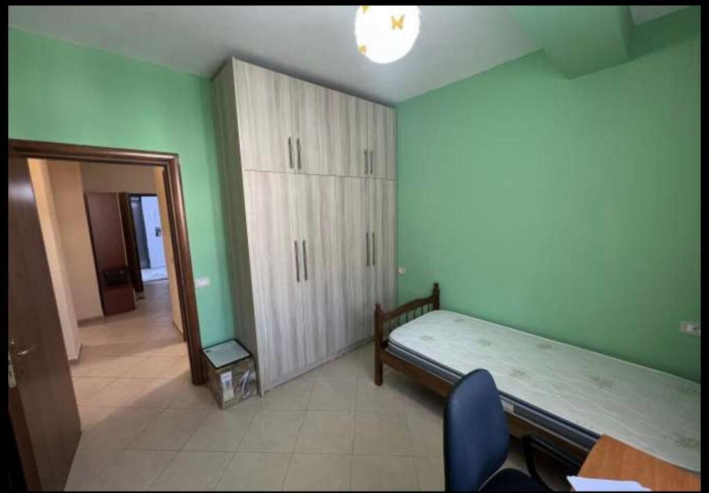 🏠 Apartament me qira – 2+1+2, Zogu i Zi (përballë Ring Center)