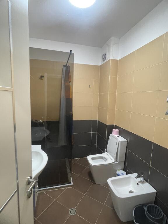 🏖️ Apartament 1+1 për Qira Afatgjatë – Plazh, Durrës