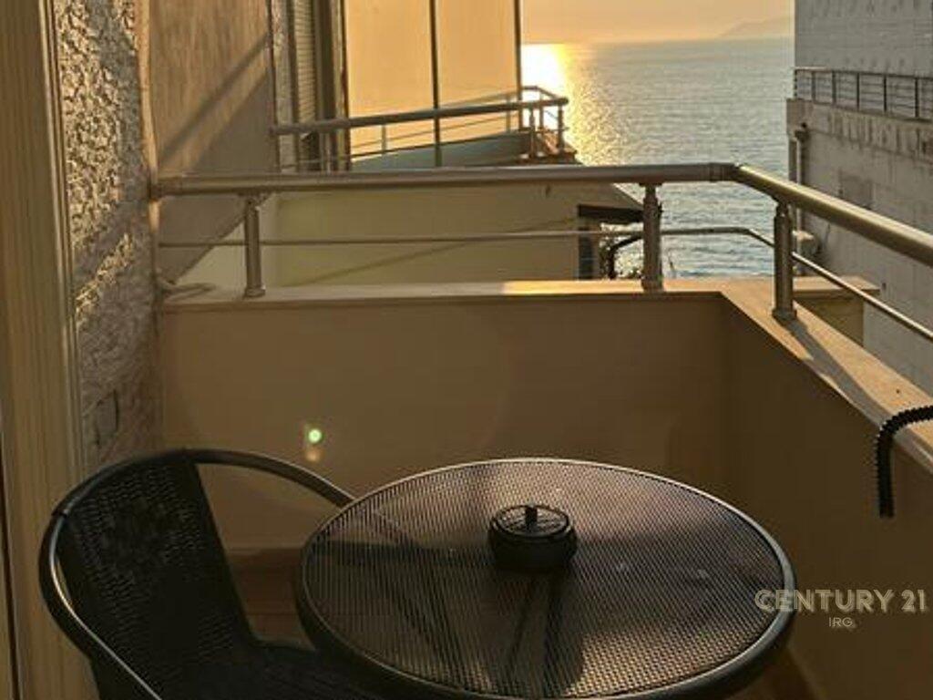 Studio in vendita vicino al Marina Bay Resort, Valona