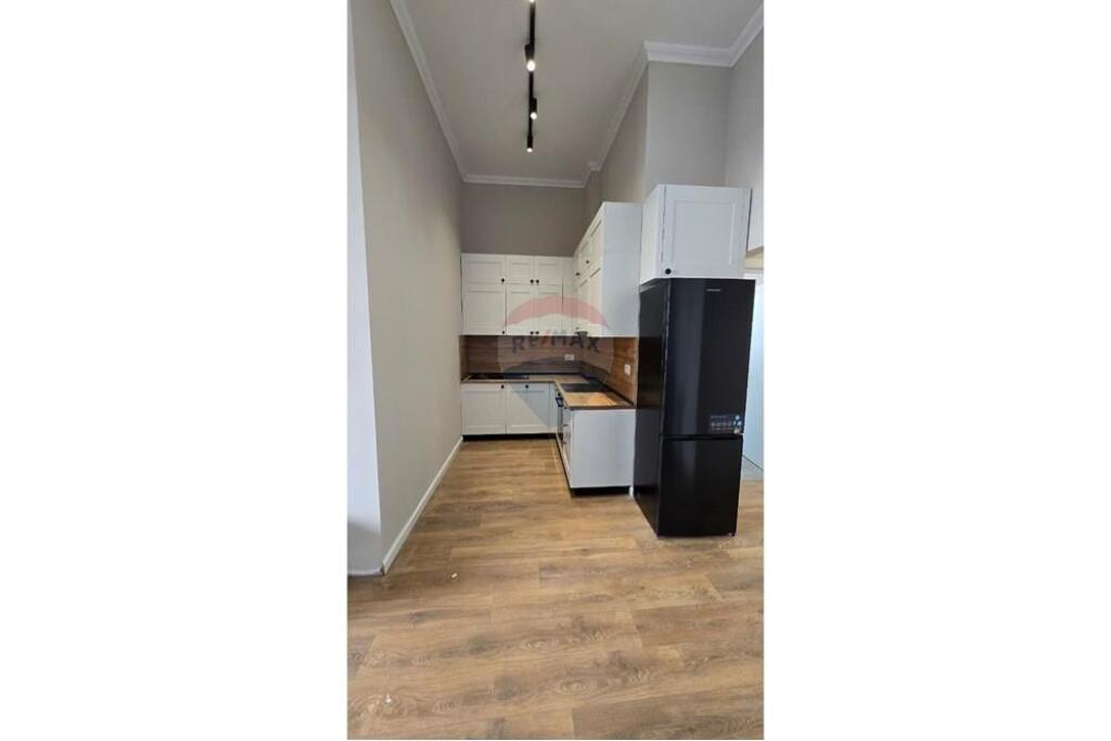 Apartament 1+1 plus postparkim, Liqeni i Thate