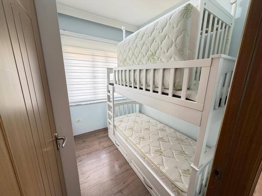 🏡 Appartamento 2+1+2 in Affitto 📍 Yzberisht, Via 3 Deshmoret, Tirana 500€