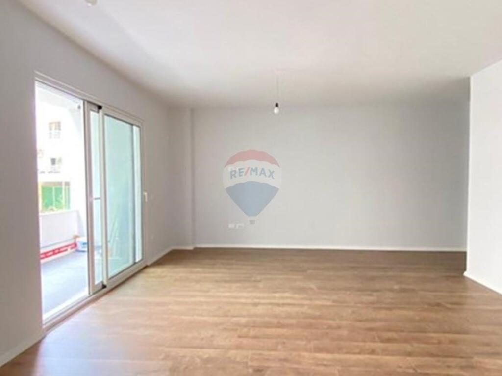 SHITET, APARTAMENT 2+1, FRESKU.  ID: 530581007-74