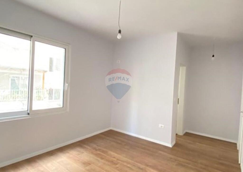 SHITET, APARTAMENT 2+1, FRESKU.  ID: 530581007-74