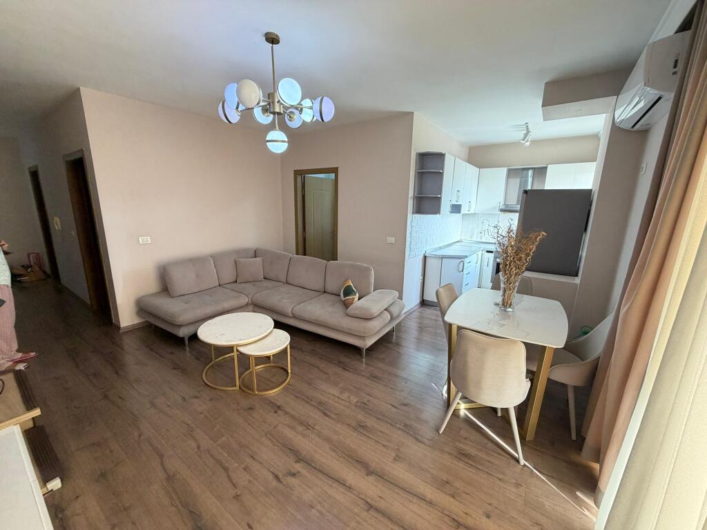 🏡 Appartamento 2+1+2 in Affitto 📍 Yzberisht, Via 3 Deshmoret, Tirana 500€