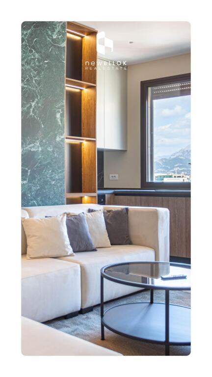 Central Glamour in affitto: 2+1+2wc &amp;   *|| 1.500€/mese ||*( 📍Centro - Via Barrikadave | 150m Dal 15° Piano ) - Appartamento Con Investimento Premium **50k Euro Costo | Progettato E Arredato Da Architetto | Parquet, Elettrodomestici, Mobili E Ogni Dettaglio Di Massima Qualità | Illuminazione Ideale | Sistema Centrale Di Riscaldamento Raffreddamento | Balcone Con Vista Su Via Barrikadave | Bagni Con Sanitari Incassati | Tutte Le Nuove Installazioni