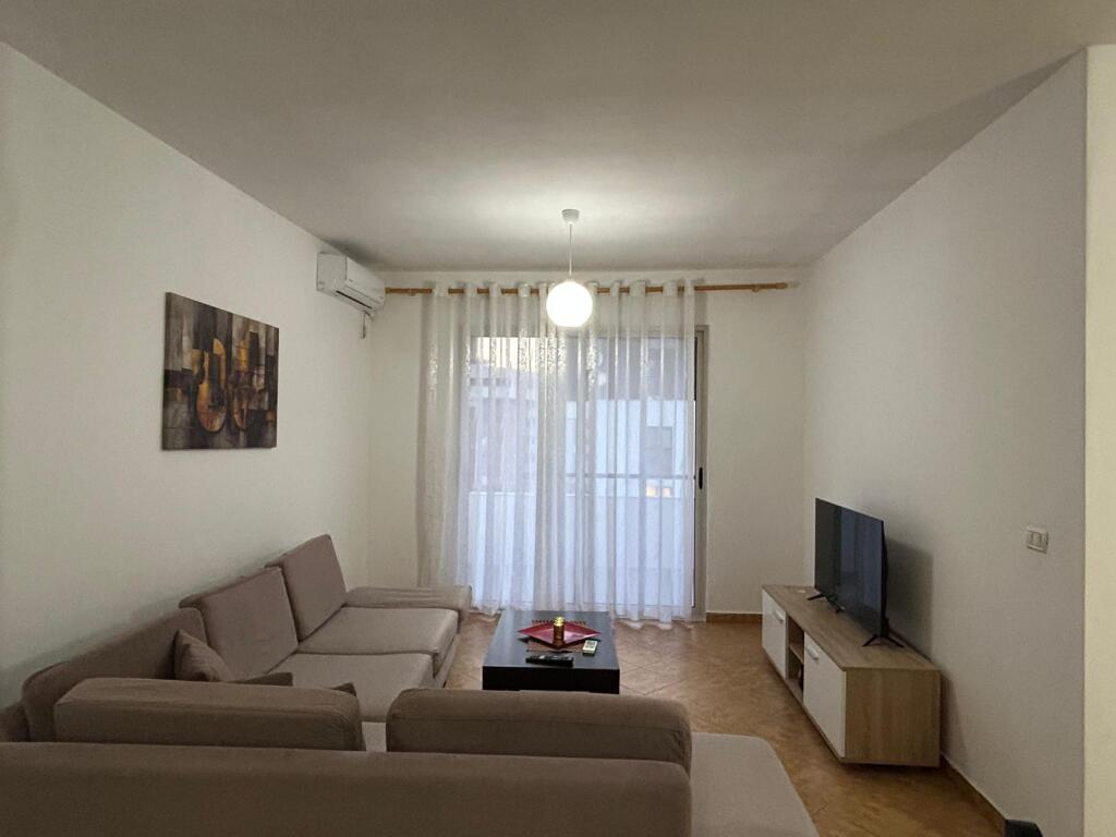Apartament 2+1 me qira ne Astir!