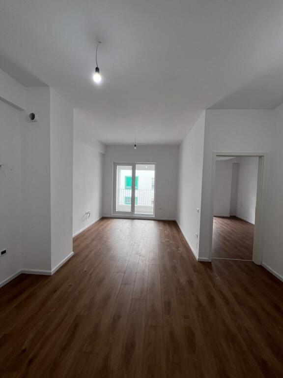 Shitet apartament 1+1 tek Kompleksi Kaimi!