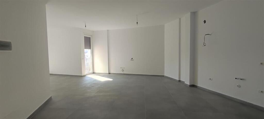 UFFICIO IN AFFITTO 220 M2 VIA DIBRA 2500 EURO NETTI