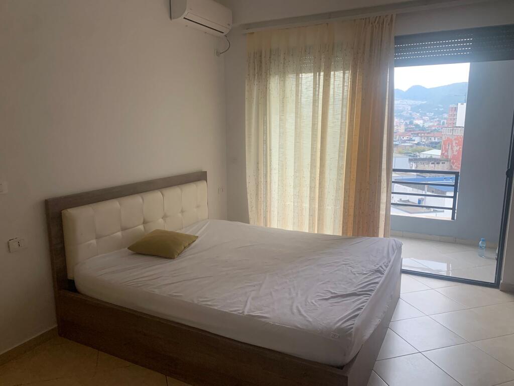 Apartament 2+1 me qera ne Astir!