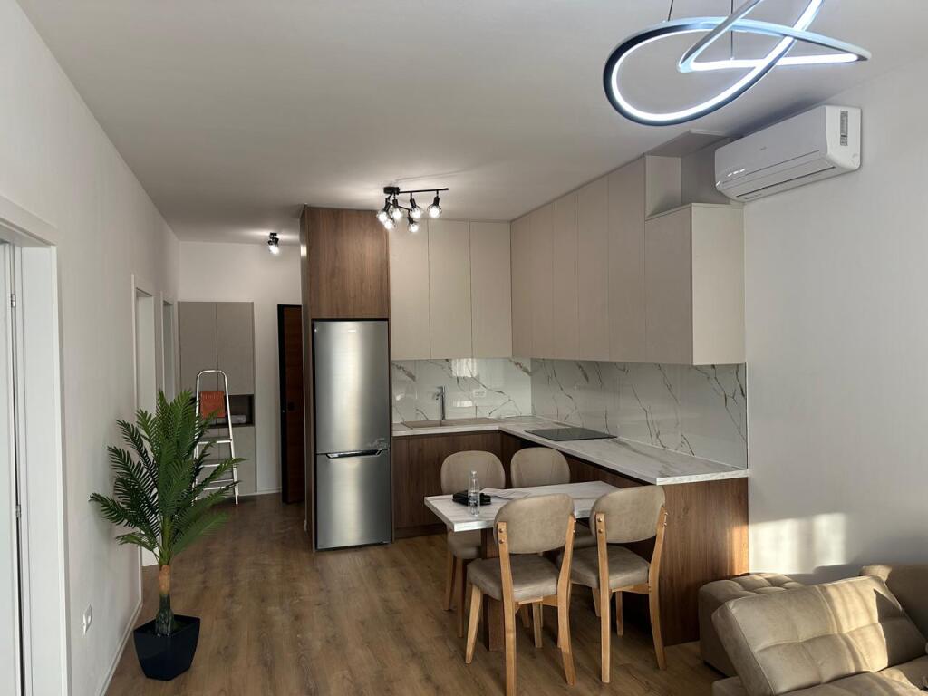 🏠 Appartamento 2+1 in affitto – Zogu i Zi