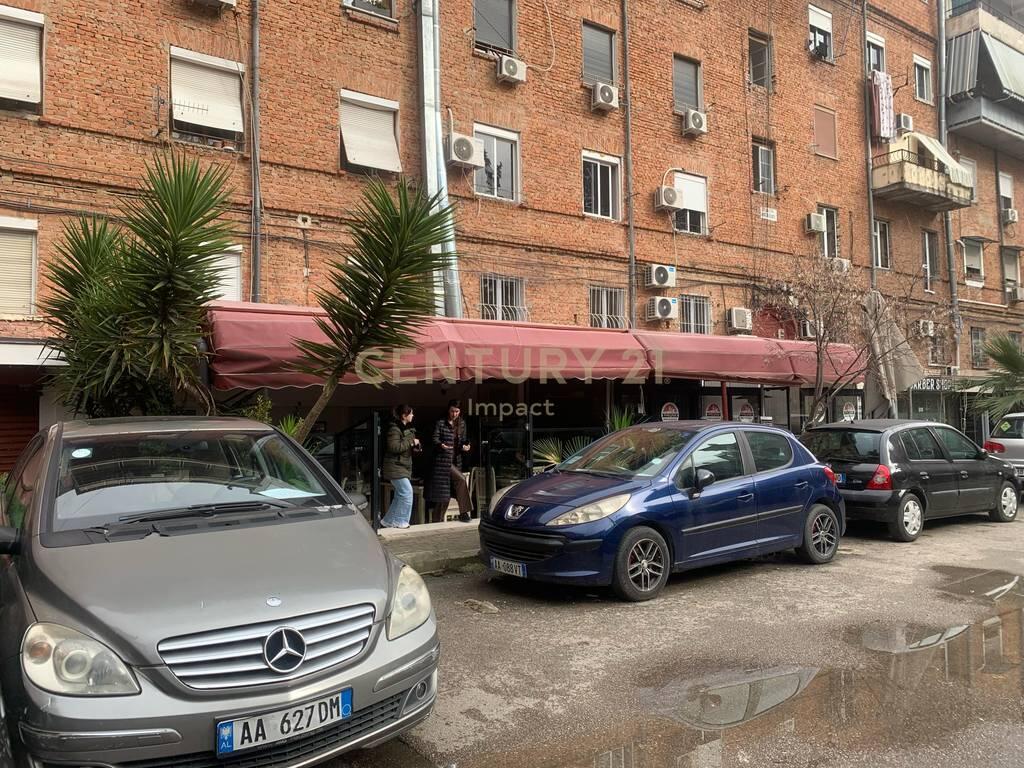 Bar / Restorant në shitje tek Shallvaret, Tiranë - 250,000€!