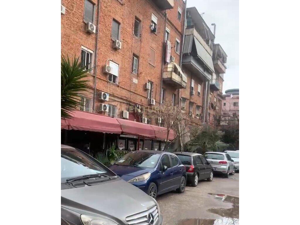 Bar / Restorant në shitje tek Shallvaret, Tiranë - 250,000€!