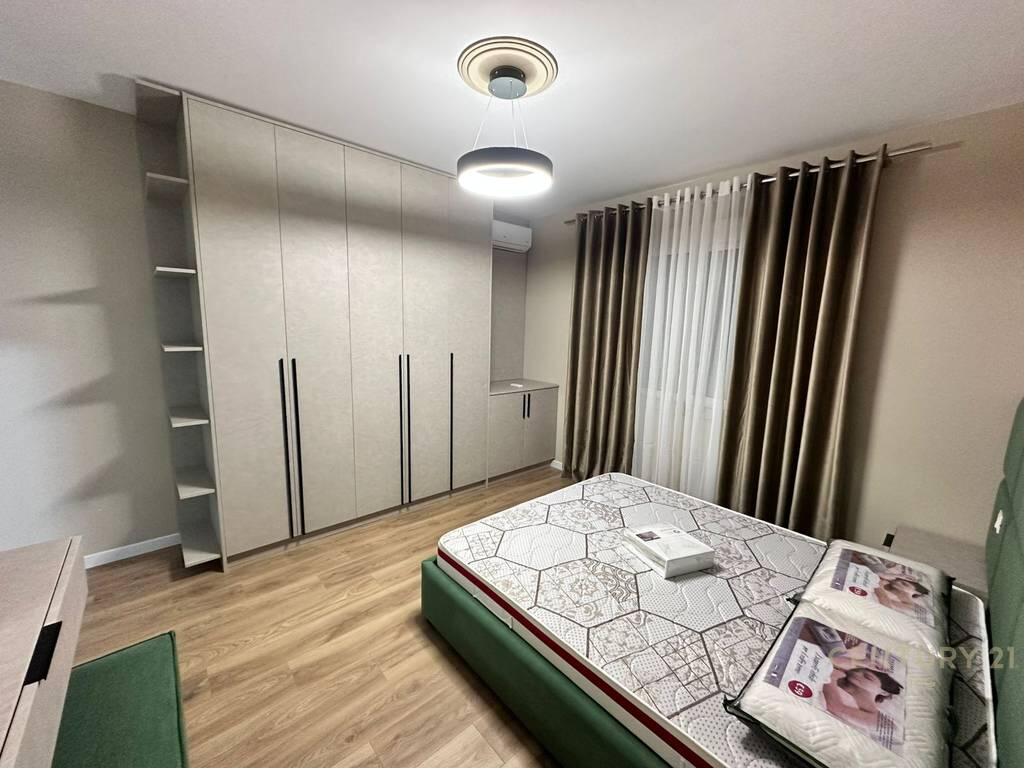 SHITET APARTAMENT 2+1+2 I PABANUAR KOMPLEKSI FRATARI, ASTIR!