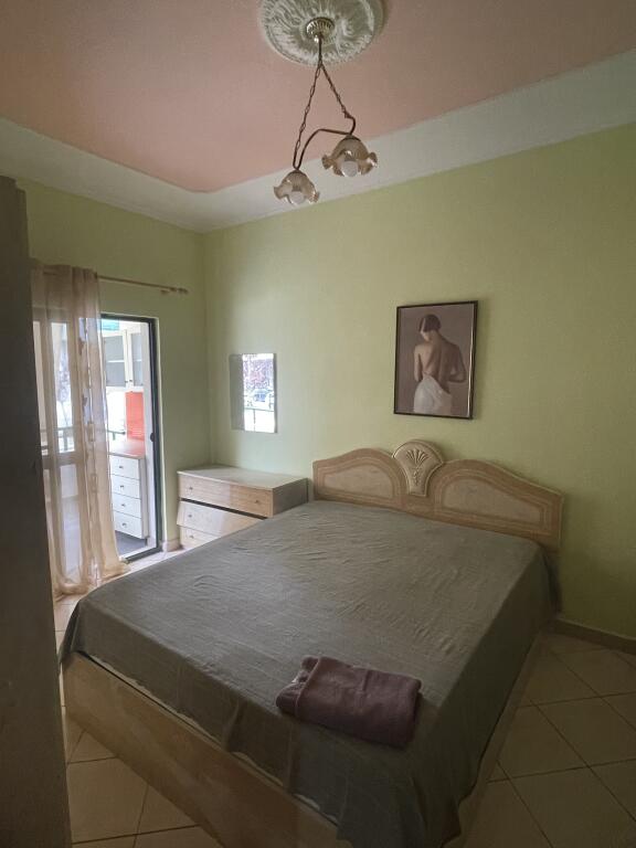 🏖️ Jepet me qira afatgjatë apartament në qendër të Golemit!