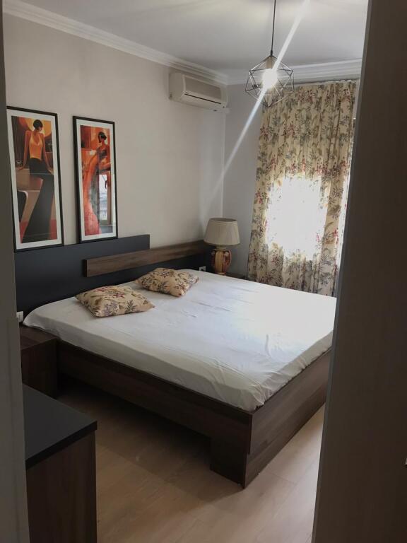 📣 Appartamento 3+1 in affitto nel centro di Tirana 📍 Dietro Piazza