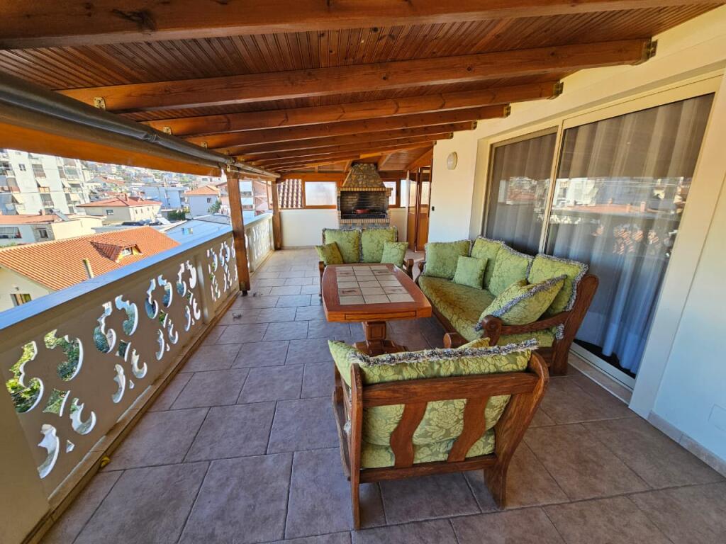 🏡 Qira 3+1+2 – Rruga Nikollë Filja, Tiranë