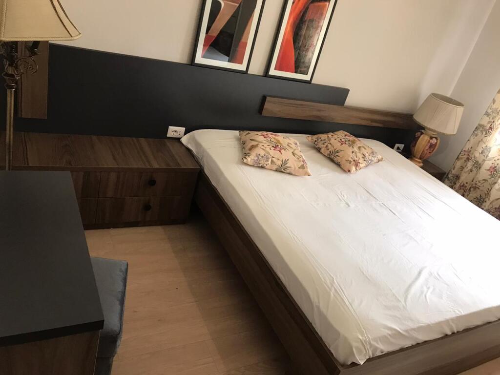 📣 Appartamento 3+1 in affitto nel centro di Tirana 📍 Dietro Piazza