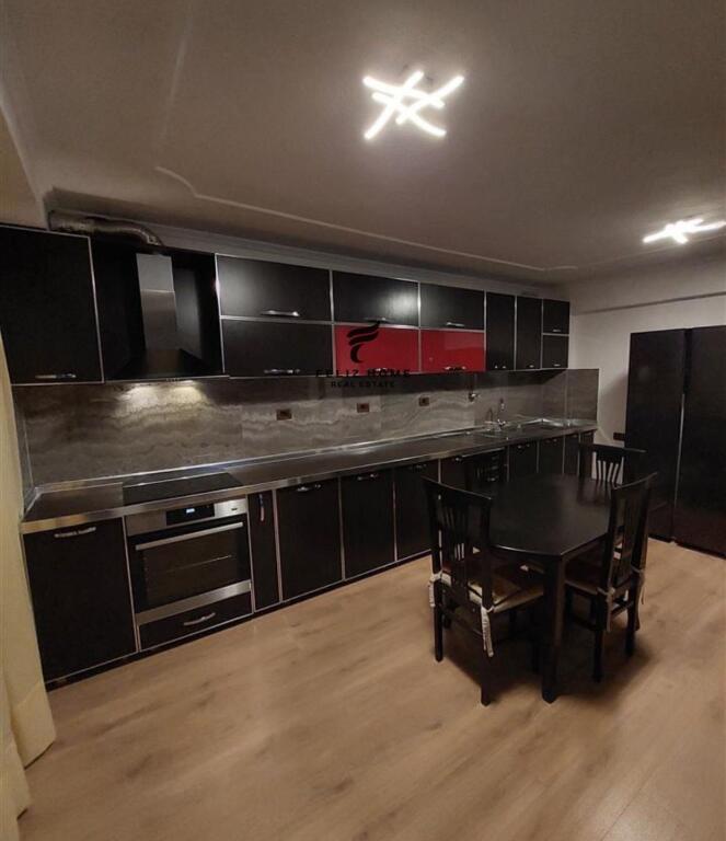 SHITET APARTAMENT 2+1 MYSLYM SHYRI 284.000 EURO