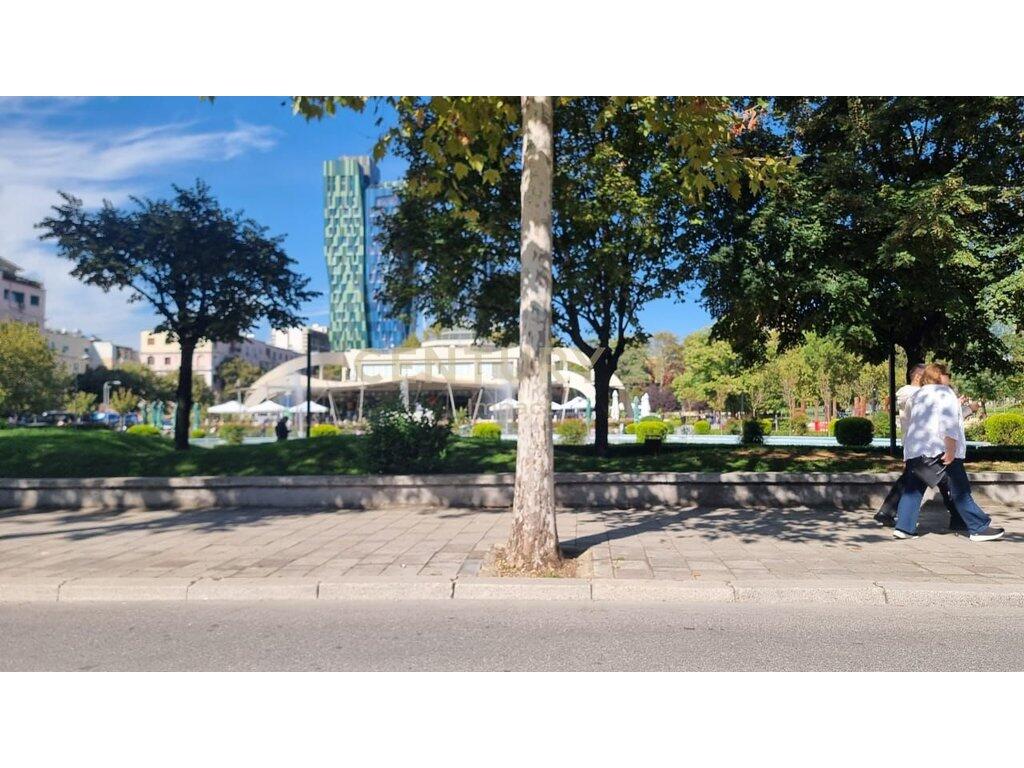 Bar / Restorant në shitje tek Shallvaret, Tiranë - 250,000€!